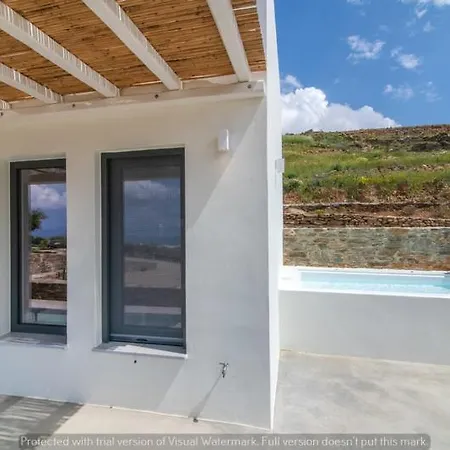 Rockaine Echoes Villa