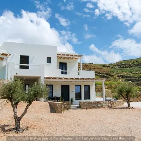Rockaine Echoes Tinos